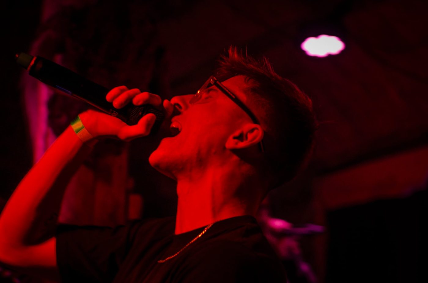 Yana — wykonawca sceny Podziemne Miasto Hip-Hop